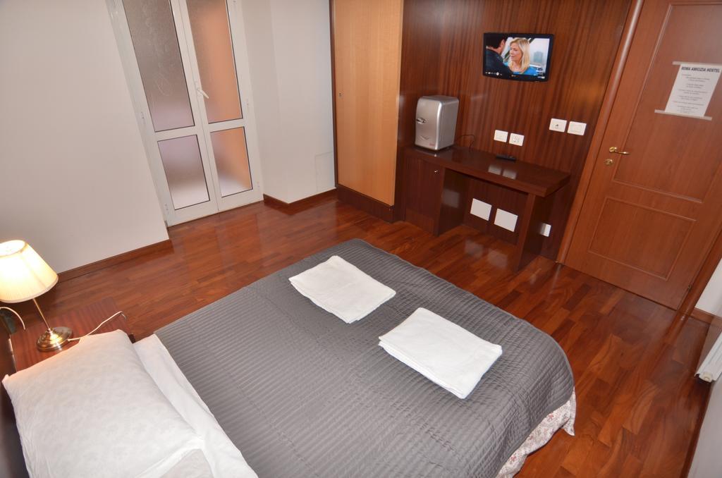 Mille Fiori Bed & Breakfast Roma Oda fotoğraf